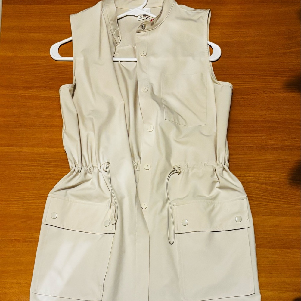 Women’s Dress small